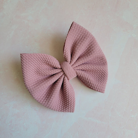 Mauve Classic Bow