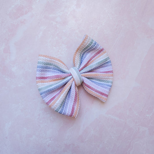 Lucky Rainbow Classic Bow