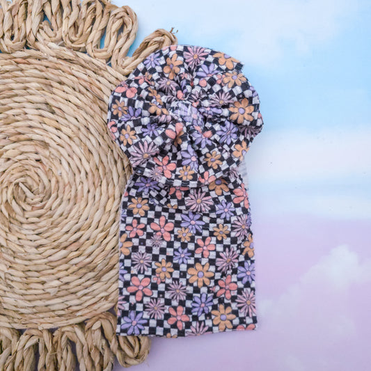 Checkered Daisies Messy Bow