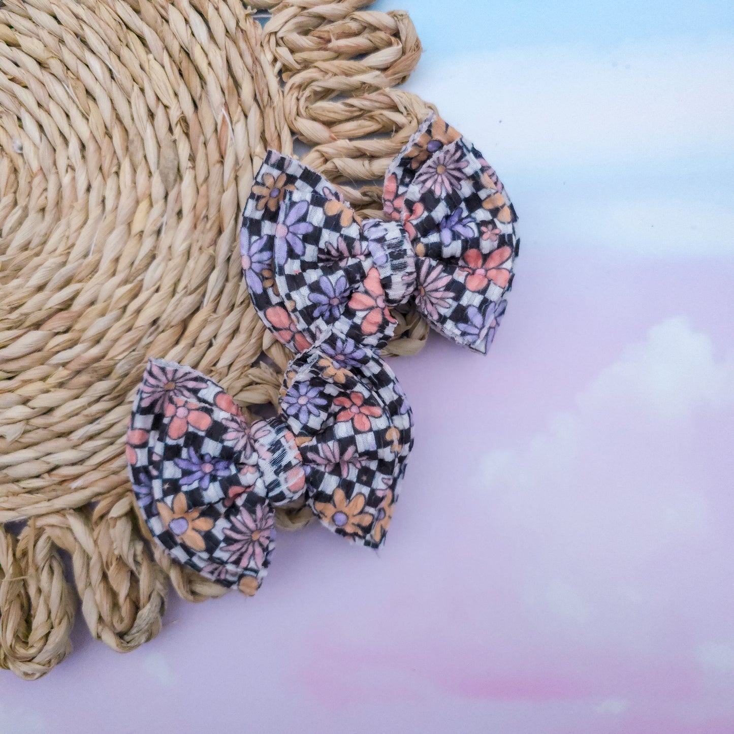 Checkered Daisies Double Piggies