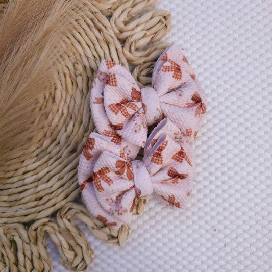 Neutral Bows Double Piggies