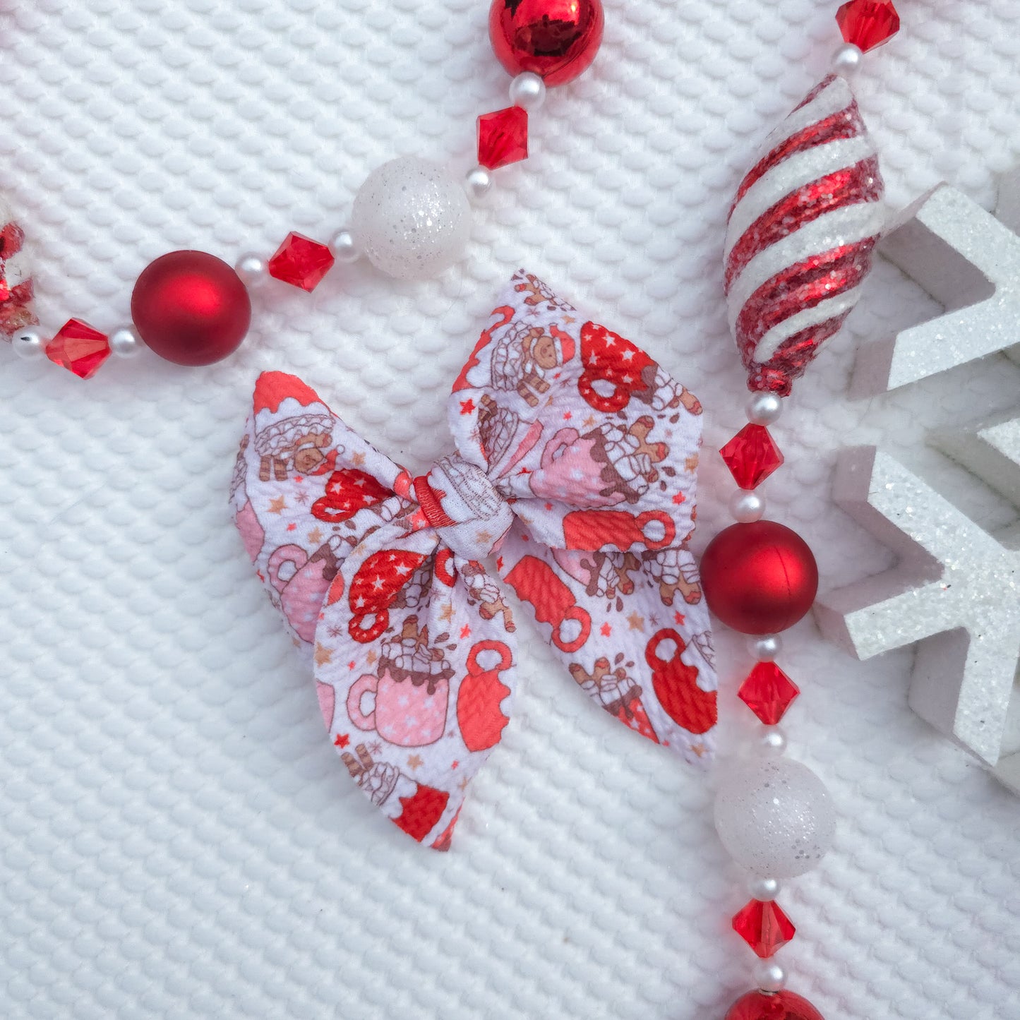 Hot Chocolate Fable Bow