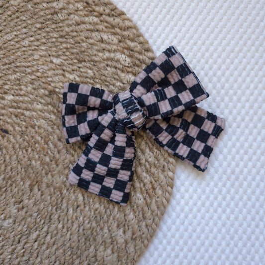 Black & Brown Checkered Oversize Pinwheel Bow