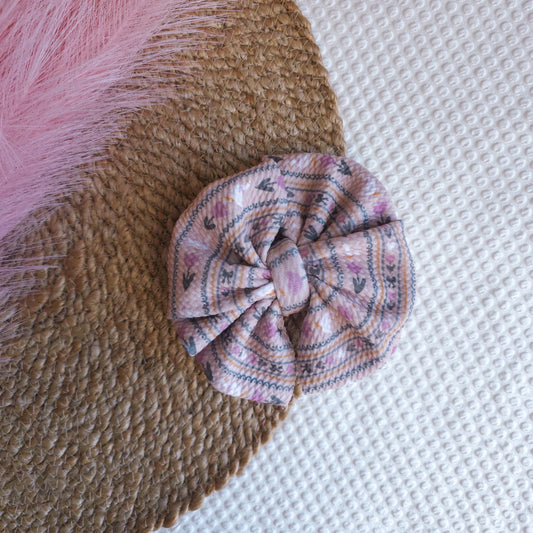 Goose & Tulip Messy Bow